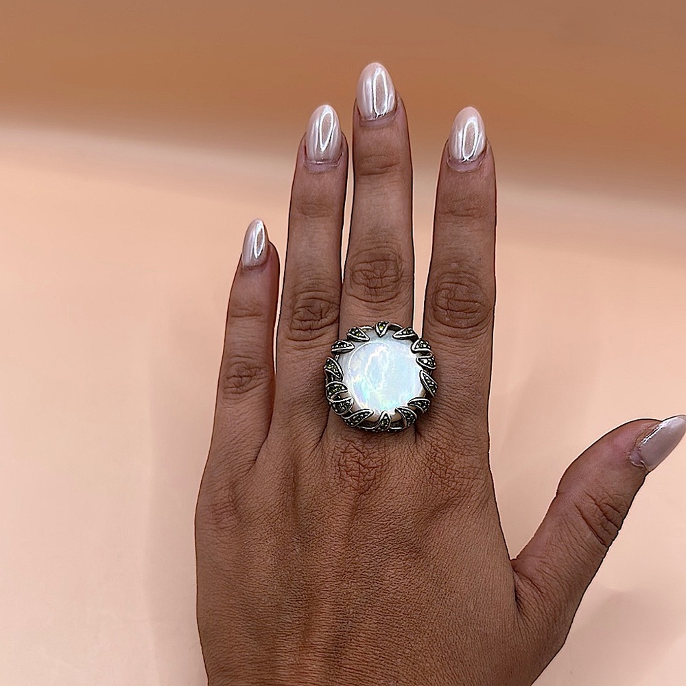 Thomas Sabo Cocktail Ring - Picture 2 of 9